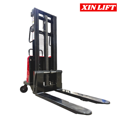 Apilador Semi Eléctrico Xin Lift  2.5 metros 1500 kilos / Base Angosta Compacto